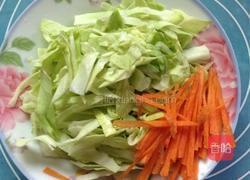 卷心菜炒年糕的做法图解4