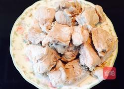 银耳木瓜排骨汤的做法图解2