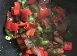 彩椒炒腊肉的做法图解10