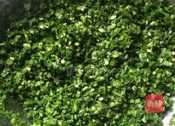 韭菜肉馅馄饨的做法图解3