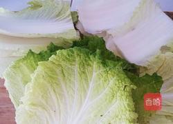 白菜猪肉蒸饺的做法图解1