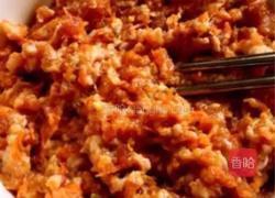 香煎嫩荷叶卷肉的做法图解2