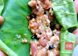 香煎嫩荷叶卷肉的做法图解4