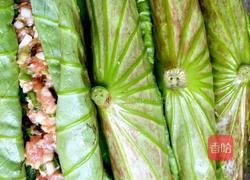 香煎嫩荷叶卷肉的做法图解5