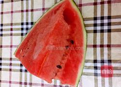 西瓜葡萄干冰棍的做法图解1