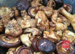 香菇焖鸡的做法图解5