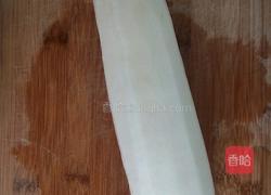 冰糖萝卜的做法图解1