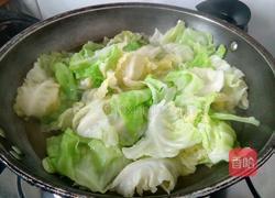 咸肉干锅卷心菜的做法图解3