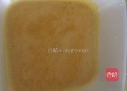 ，鲜橙汁蓝莓马芬蛋糕。的做法图解3