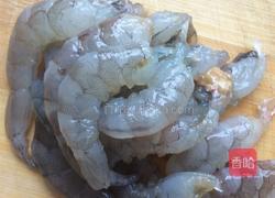 韭菜苔虾仁饺子的做法图解3