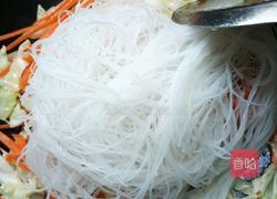 卷心菜炒粉丝的做法图解4