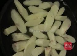 黑木耳炒山药的做法图解3