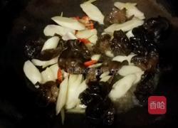 黑木耳炒山药的做法图解5