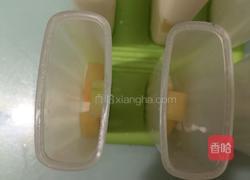 哈密瓜酸奶冰棒的做法图解4