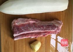 萝卜牛腩清汤的做法图解1