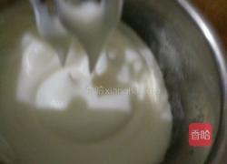 葡萄干蛋糕卷的做法图解5
