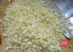 卷心菜辣肉饺子的做法图解5