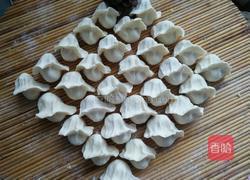 卷心菜辣肉饺子的做法图解12