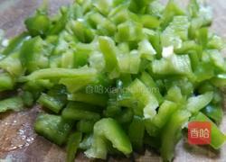 肉末菜椒的做法图解2