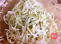凉拌绿豆芽的做法图解4