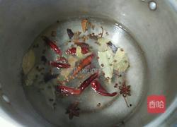 香辣卤鸭掌的做法图解4