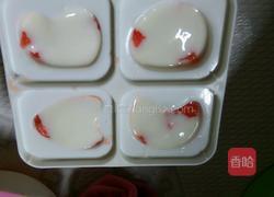 酸奶西瓜冰棍的做法图解7