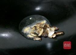 卷心菜炒饭的做法图解4