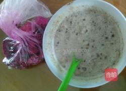 花生巧克力水果冰激淋的做法图解8