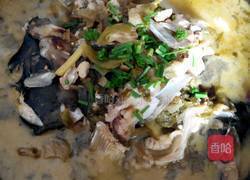酸菜鱼头的做法图解4