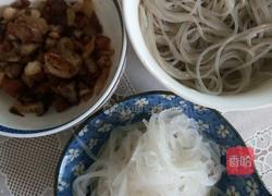 白萝卜肉馅包子的做法图解2