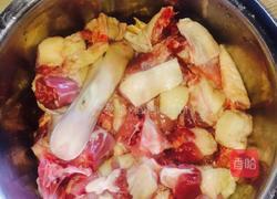 魔芋烧啤酒鸭的做法图解2