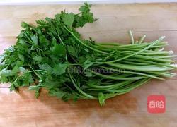 蒸芹菜的做法图解1
