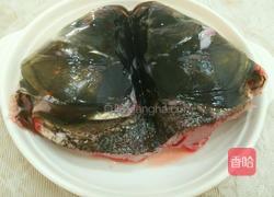 双椒蒸鲢鱼头的做法图解2