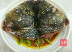 双椒蒸鲢鱼头的做法图解5