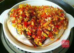 双椒蒸鲢鱼头的做法图解10