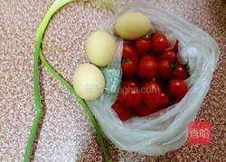 圣女果炒蛋的做法图解1