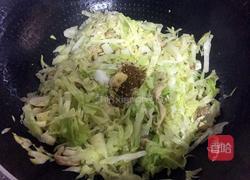 卷心菜炒鸡肉的做法图解6