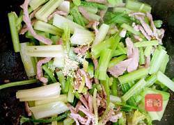 彩椒芹菜炒肉丝的做法图解7