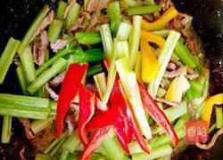 彩椒芹菜炒肉丝的做法图解8