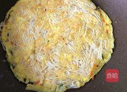 面条鸡蛋煎饼的做法图解7