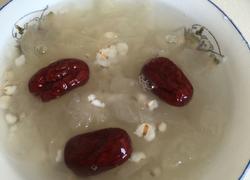 银耳薏米红枣汤
