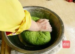 菠菜面条的做法图解2