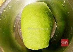 菠菜面条的做法图解3