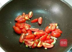  圣女果炒鸡蛋的做法图解7