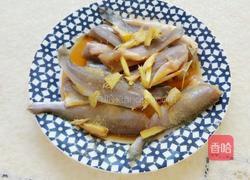 油炸黄花鱼的做法图解1
