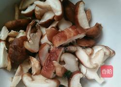 蘑菇炖山药的做法图解2