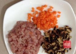 白萝卜猪肉卷的做法图解3