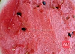 西瓜沙冰的做法图解1