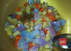 彩椒炒馍块的做法图解4