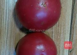 糖拌西红柿的做法图解1